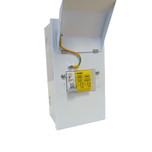 LSPD22ENCMETM - T1,2&3 SP&N, 12.5kA per pole, lightning and surge device in a 4 way metal enclosure with 63A MCB